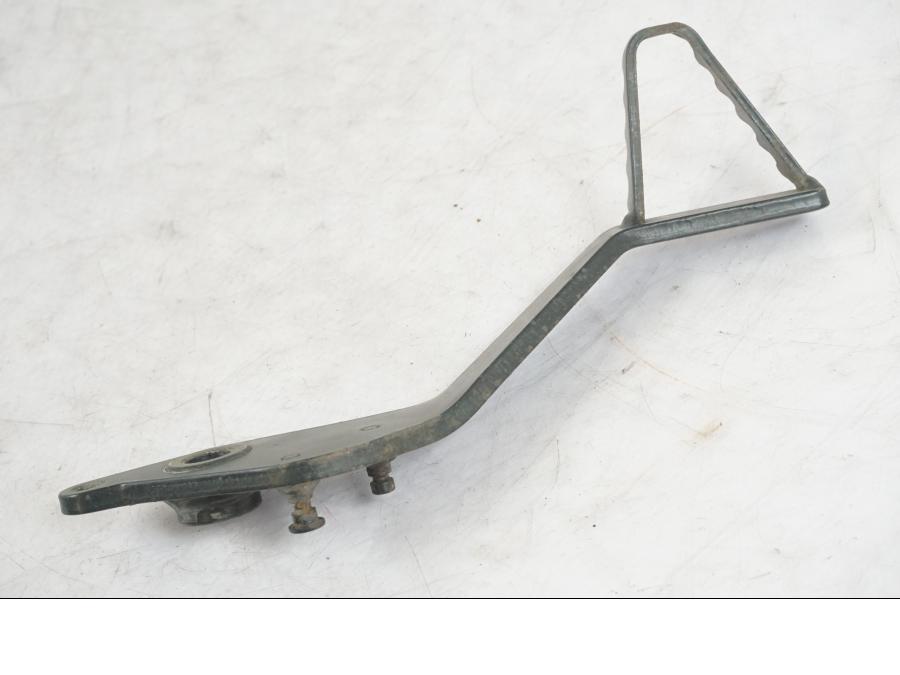 Extrabild3 på Bromspedal från en Triumph Tiger Explorer -2013 motorcykel.