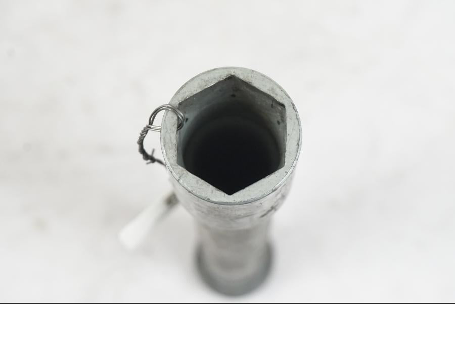 Snett uppifrån på Axel från en Honda CBR 1000 RR -2004 motorcykel.