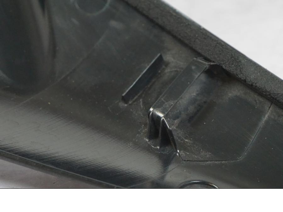 Vänster sida på Sidopanel från en Suzuki GSX-R 750 -2006 motorcykel.