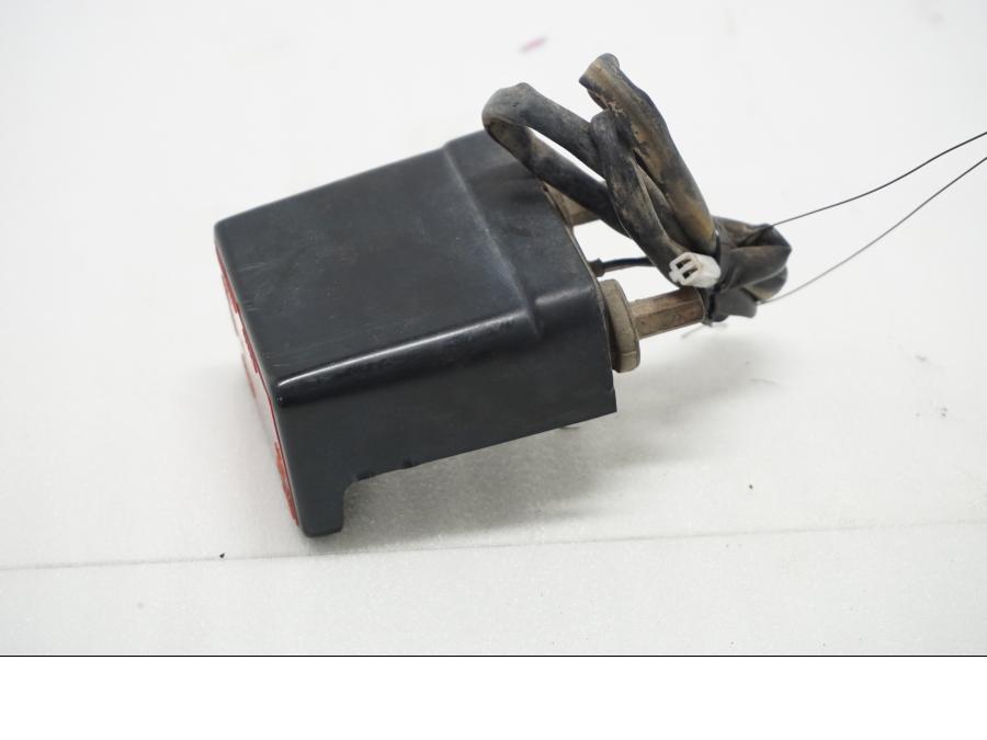 Baksidan på Skyltbelysning från en Suzuki DR 650 -1996 motorcykel.