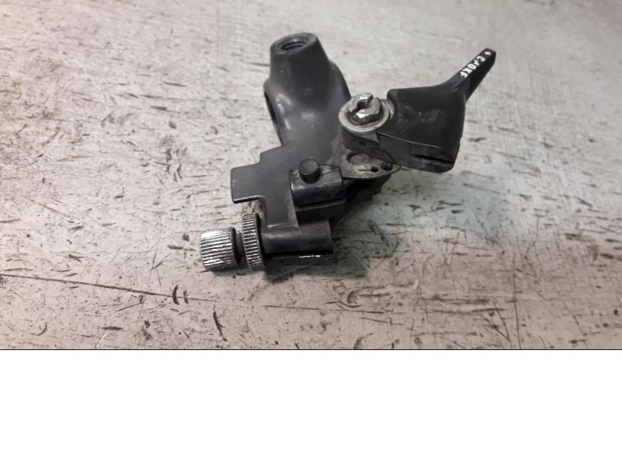 Framsidan på Kopplingsklo från en Honda XL 600 V -1994 motorcykel.