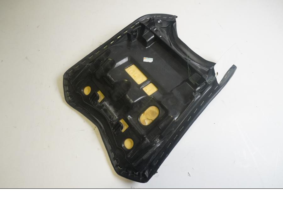 Snett uppifrån på Sadel från en Kawasaki Ninja 300 -2014 motorcykel.