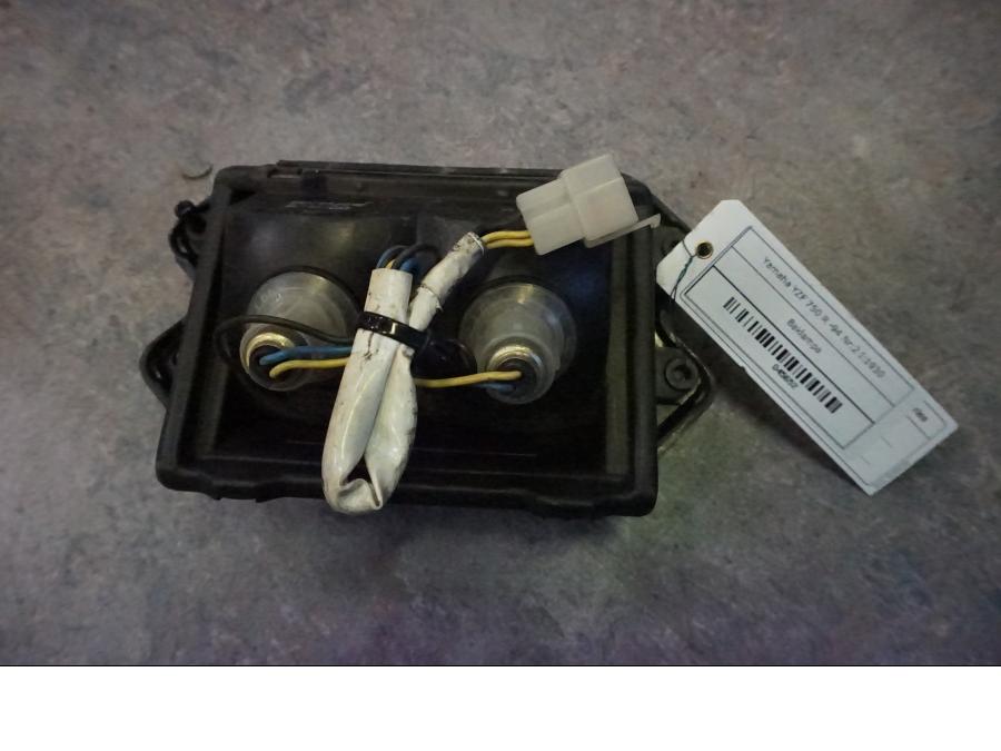 Baksidan på Baklampa från en Yamaha YZF 750 R -1994 motorcykel.