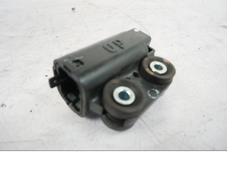 Snett uppifrån på Tilt Sensor från en Triumph Bonneville T120 -2021 motorcykel.