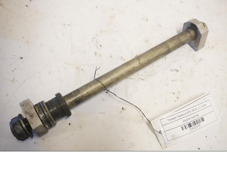 Framsidan på Axel från en Triumph Daytona 675 -2008 motorcykel.