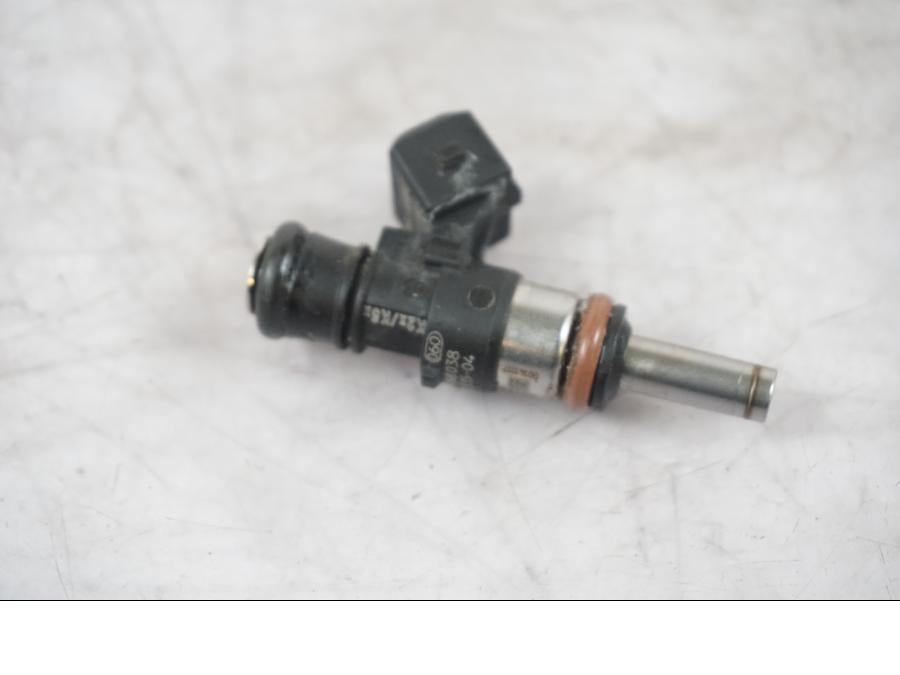 Baksidan på Spridare från en BMW F 800 R -2018 motorcykel.