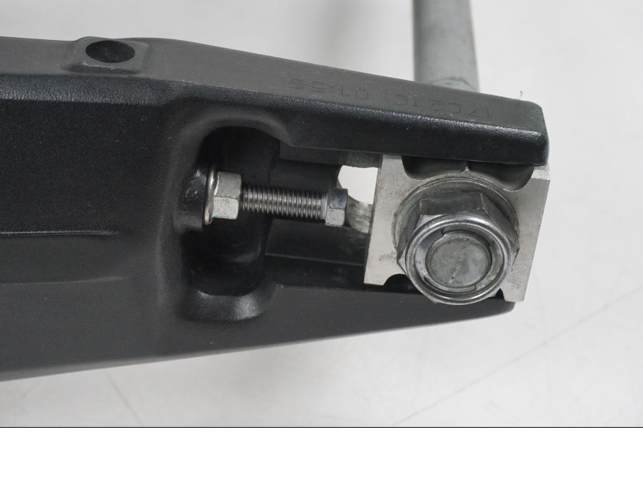 Extrabild6 på Sving från en Honda CB 650 F Hornet -2017 motorcykel.