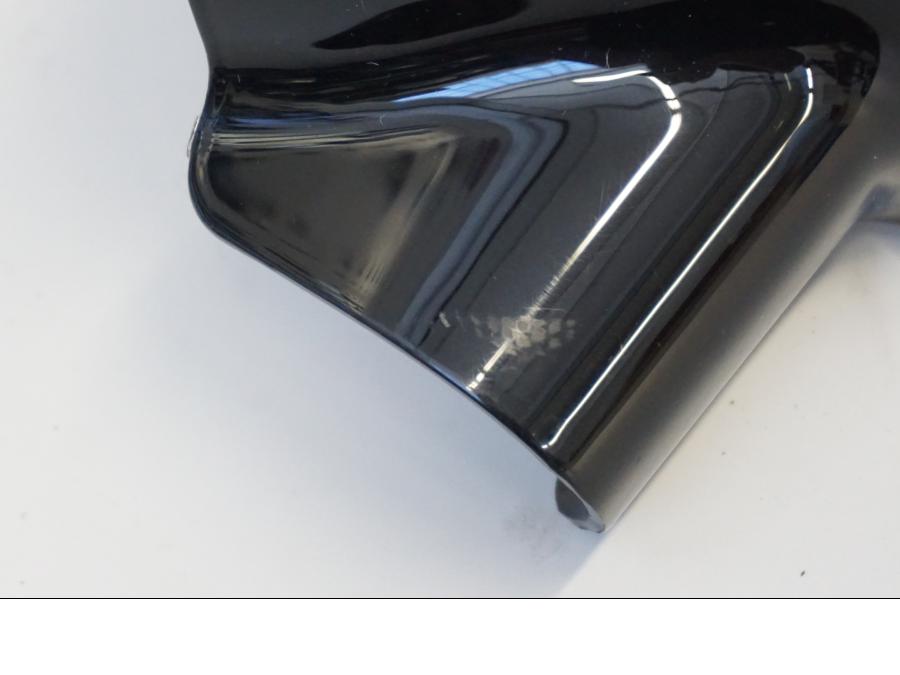 Snett nerifrån på Fotkåpa från en H-D Street Glide FLHX -2015 motorcykel.