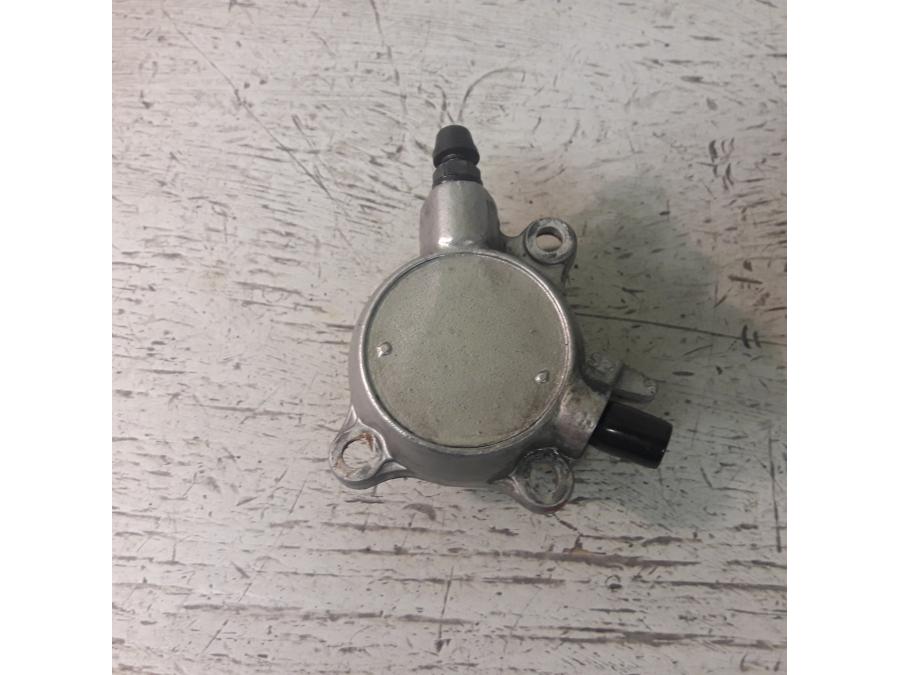 Framsidan på Kopplingslavcylinder från en Honda VTX 1800 -2007 motorcykel.