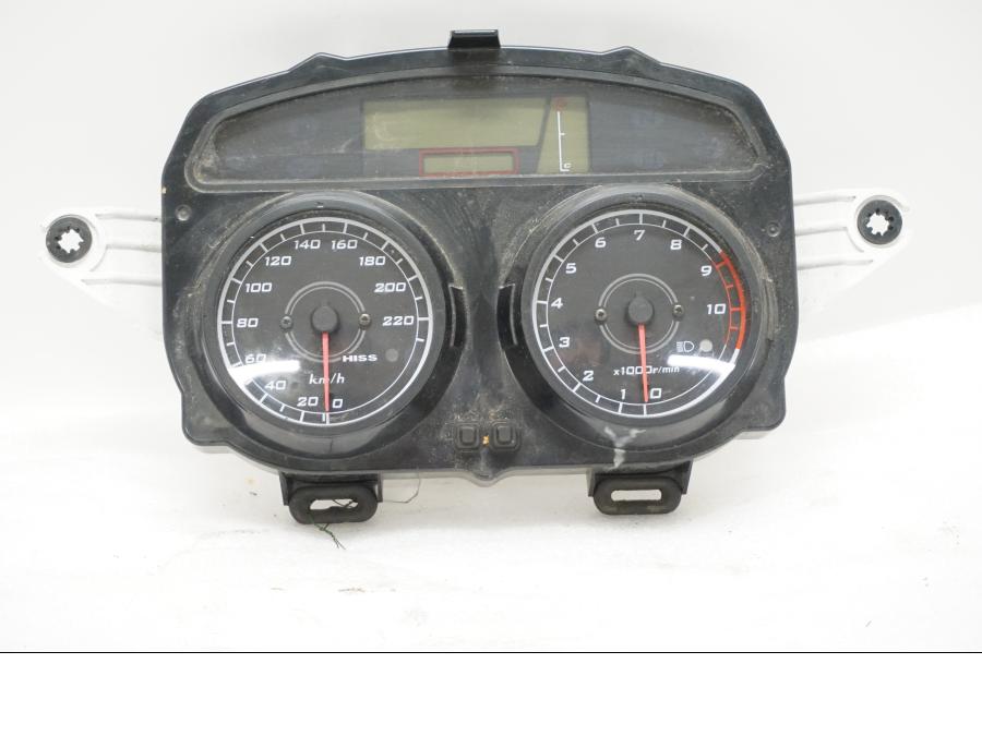 Framsidan på Instrumentpanel från en Honda XL 1000 V -2008 motorcykel.