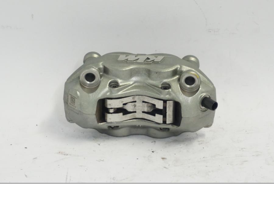 Snett uppifrån på Bromsok från en KTM 790 Duke -2018 motorcykel.