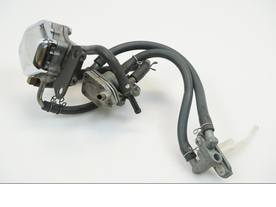 Snett uppifrån på Bensinkran från en Yamaha XV 125 -1999 motorcykel.