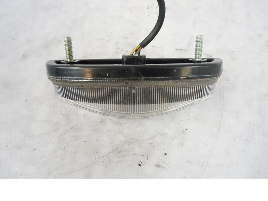 Extrabild2 på Baklampa från en Yamaha YZF-R 125 -2008 motorcykel.