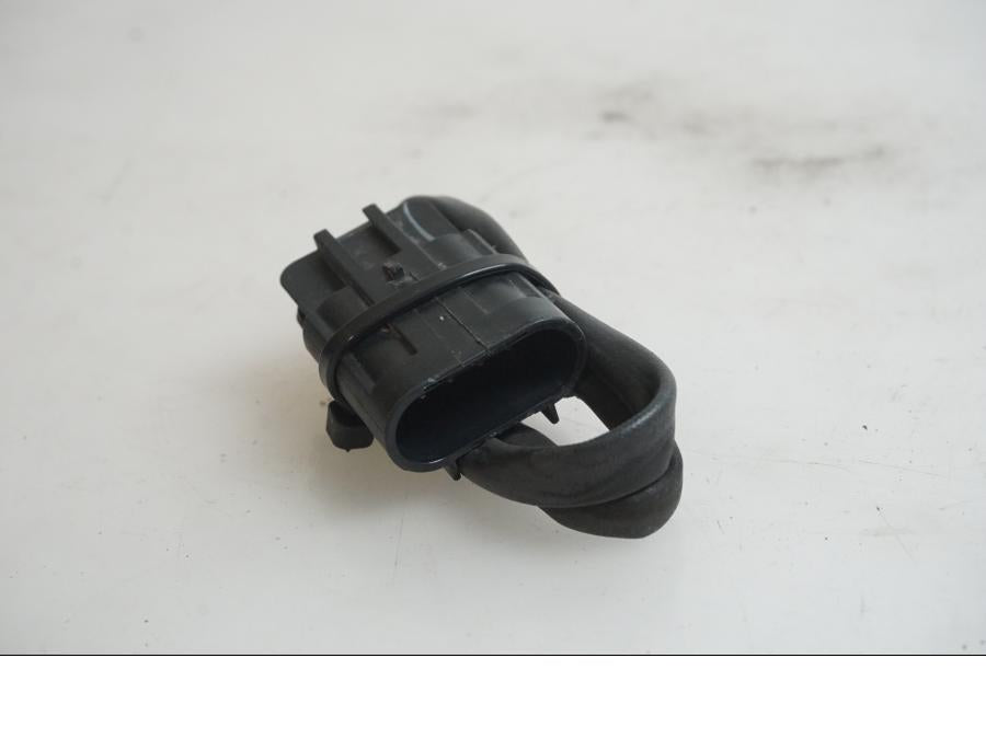 Baksidan på Lambdasond från en Indian Chieftain Dark Horse -2019 motorcykel.