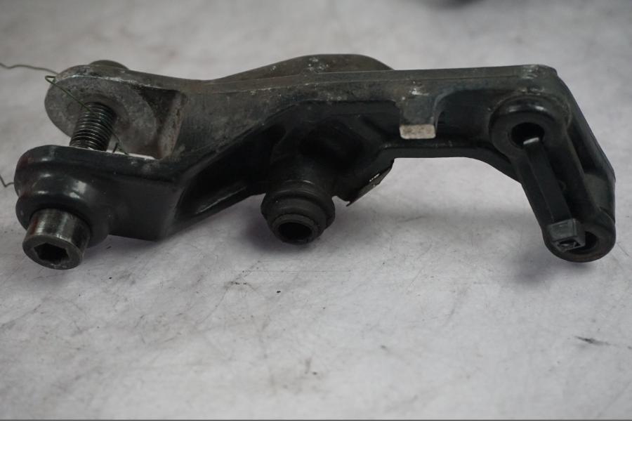 Höger sida på Bromsoksfäste från en Honda GL 1200 -1986 motorcykel.