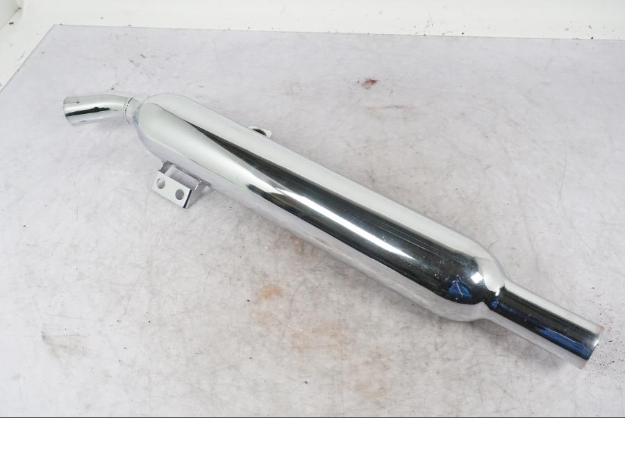 Vänster sida på Ljuddämpare från en Triumph Bonneville -2001 motorcykel.