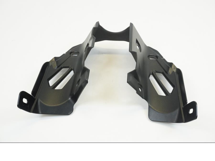 Höger sida på Ramplast från en Triumph Tiger 1200 -2018 motorcykel.