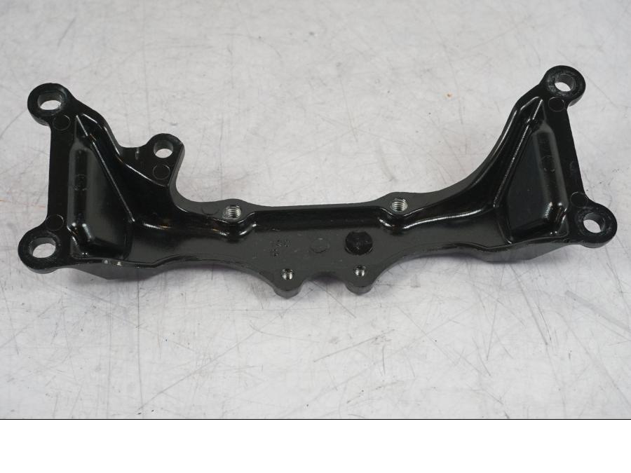 Vänster sida på Sadelfäste från en Yamaha MT-09 SP -2018 motorcykel.