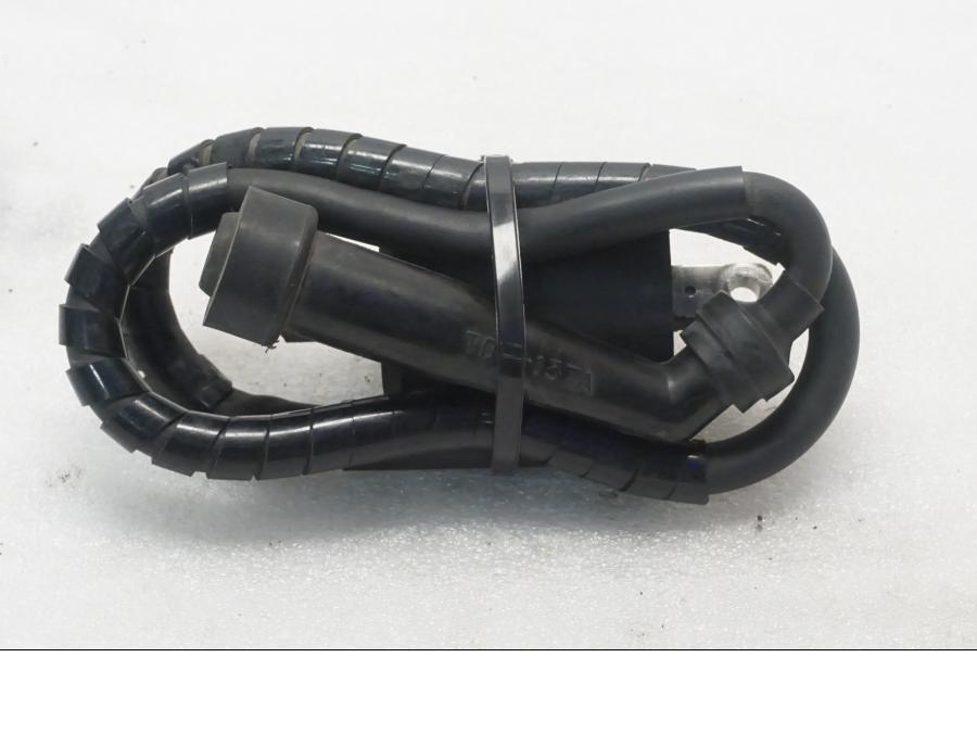 Baksidan på Tändspole från en Yamaha XVS 650 -2000 motorcykel.