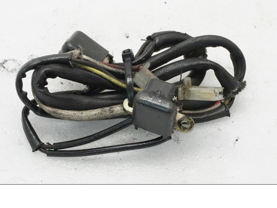 Framsidan på Tändpickup från en Ducati Monster 600 -2001 motorcykel.