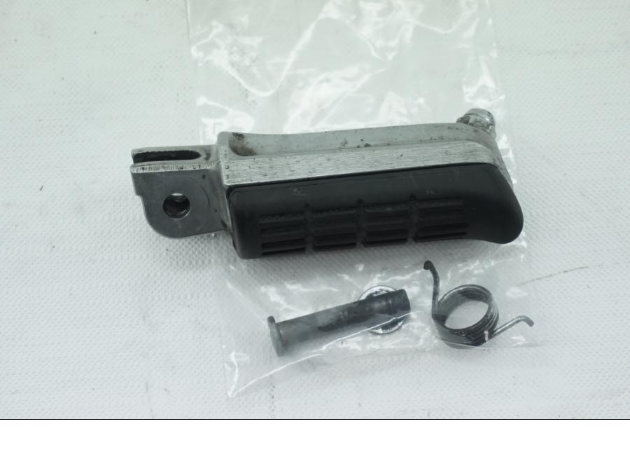 Baksidan på Fotpinne från en Honda VFR 1200 -2012 motorcykel.