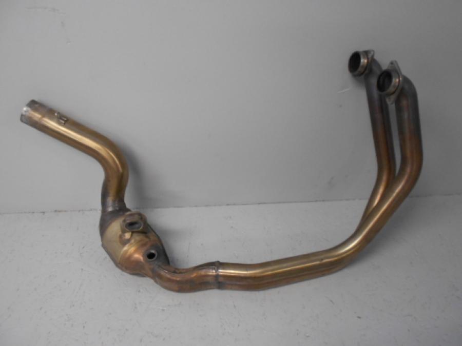 Höger sida på Grenrör från en BMW F 800 GS -2015 motorcykel.