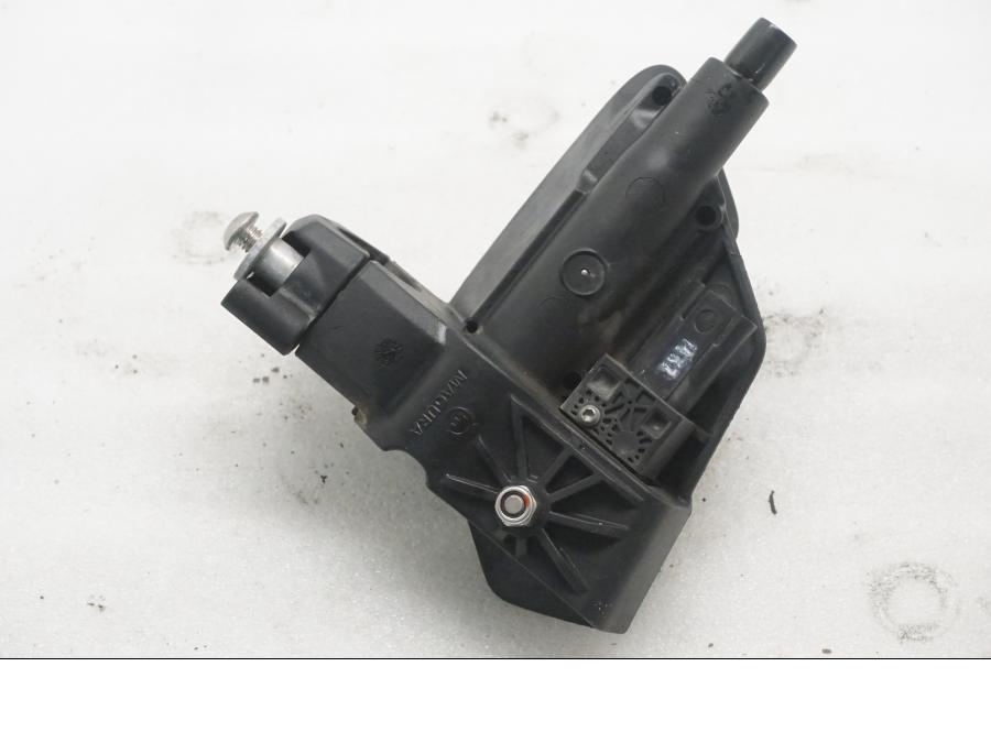 Höger sida på Kopplingshuvudcylinder från en BMW R 1200 GSA -2017 motorcykel.