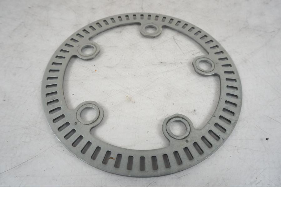 Baksidan på ABS krans från en Triumph Bonneville T120 -2021 motorcykel.