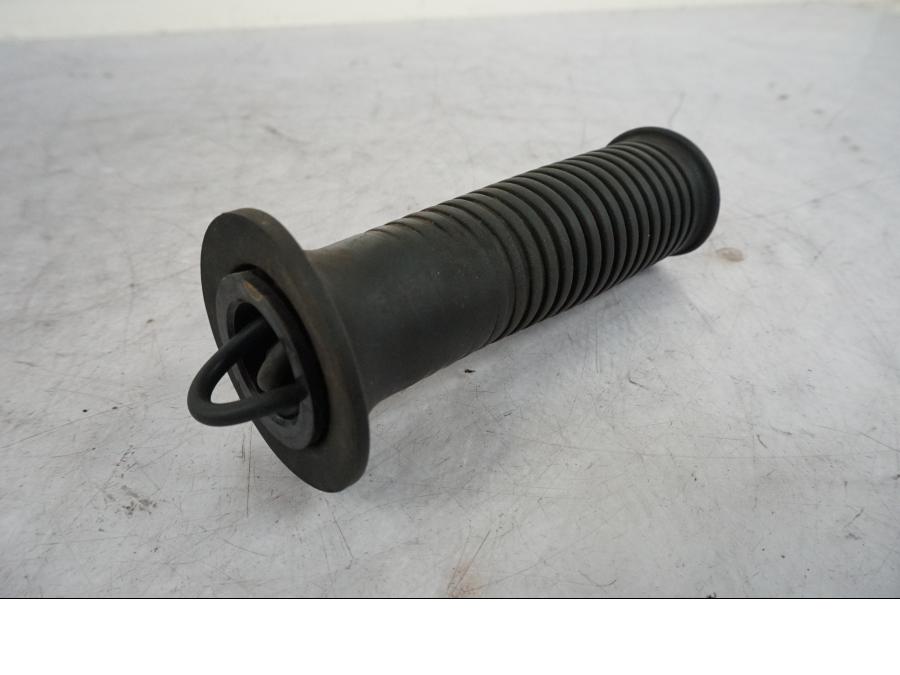 Vänster sida på Värmehandtag från en BMW R 850 R -2004 motorcykel.