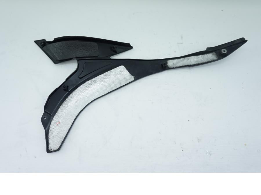 Baksidan på Sidopanel från en Kawasaki ZX-6R -2007 motorcykel.