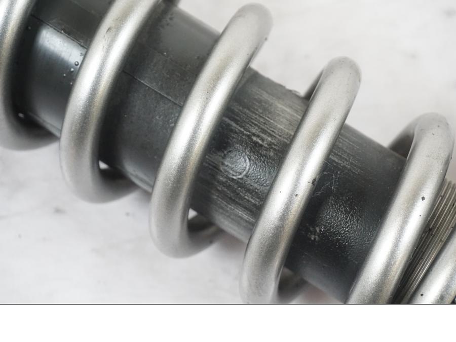 Extrabild1 på Stötdämpare från en Kawasaki ZZ-R 1400 -2009 motorcykel.