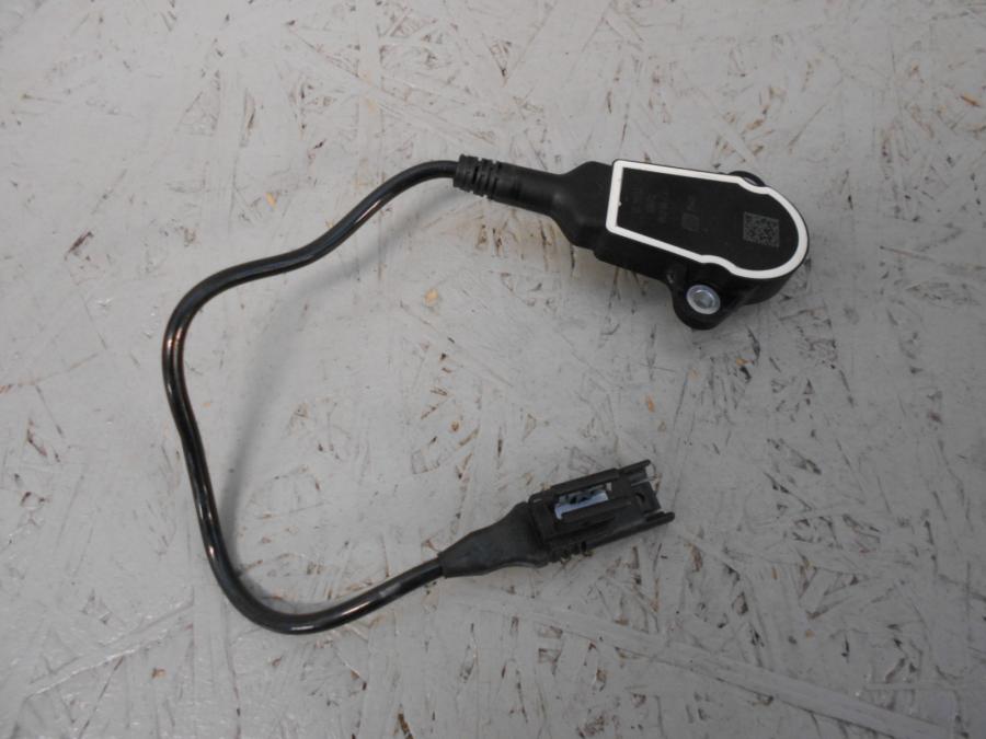 Framsidan på Potentiometer från en BMW R 1200 GSA -2018 motorcykel.