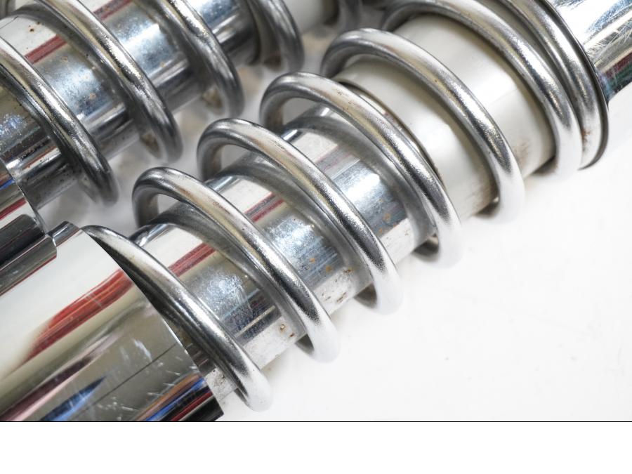 Extrabild1 på Stötdämpare från en Kawasaki VN 750 -1993 motorcykel.