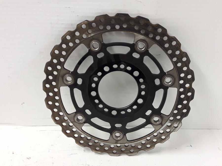 Baksidan på Bromsskiva från en Kawasaki ER-6N -2015 motorcykel.