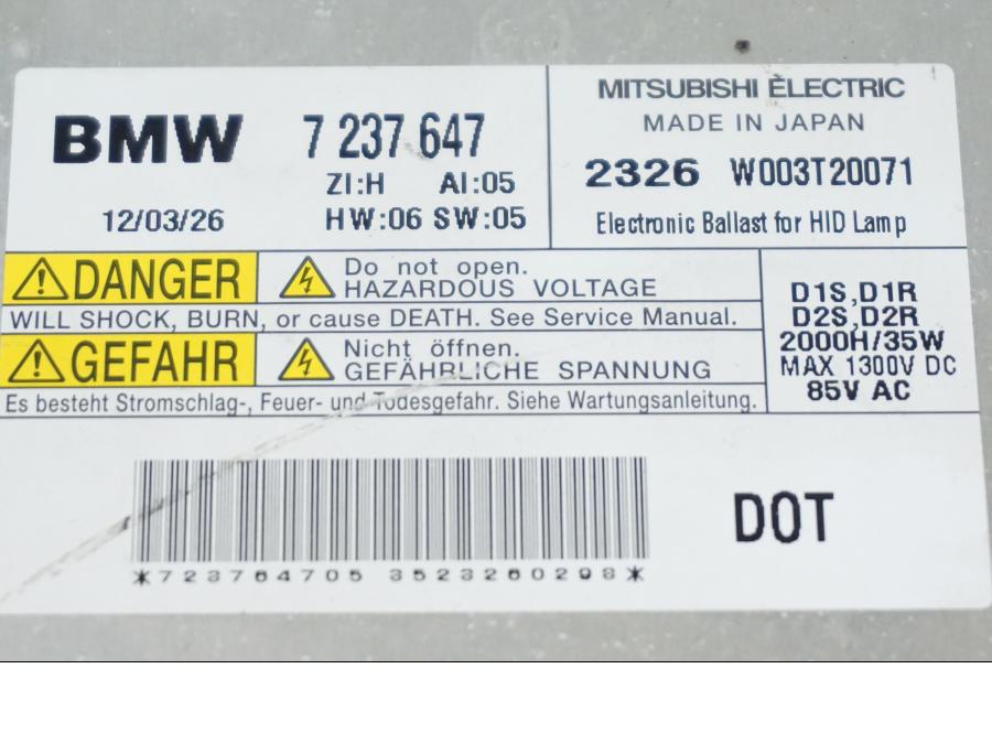 Höger sida på Styrbox från en BMW K 1600 -2015 motorcykel.