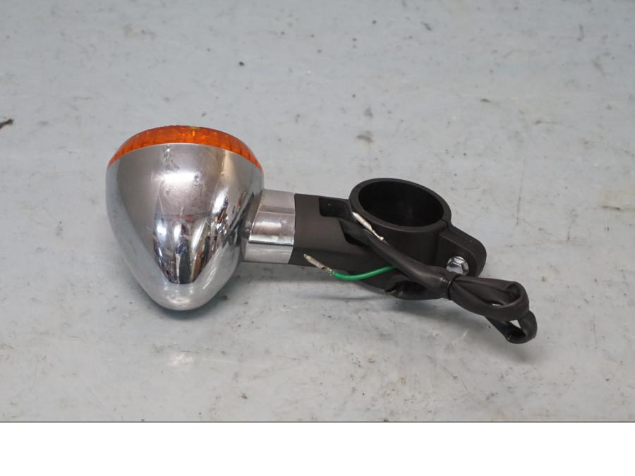 Baksidan på Blinkers från en Kawasaki VN 800 -2001 motorcykel.