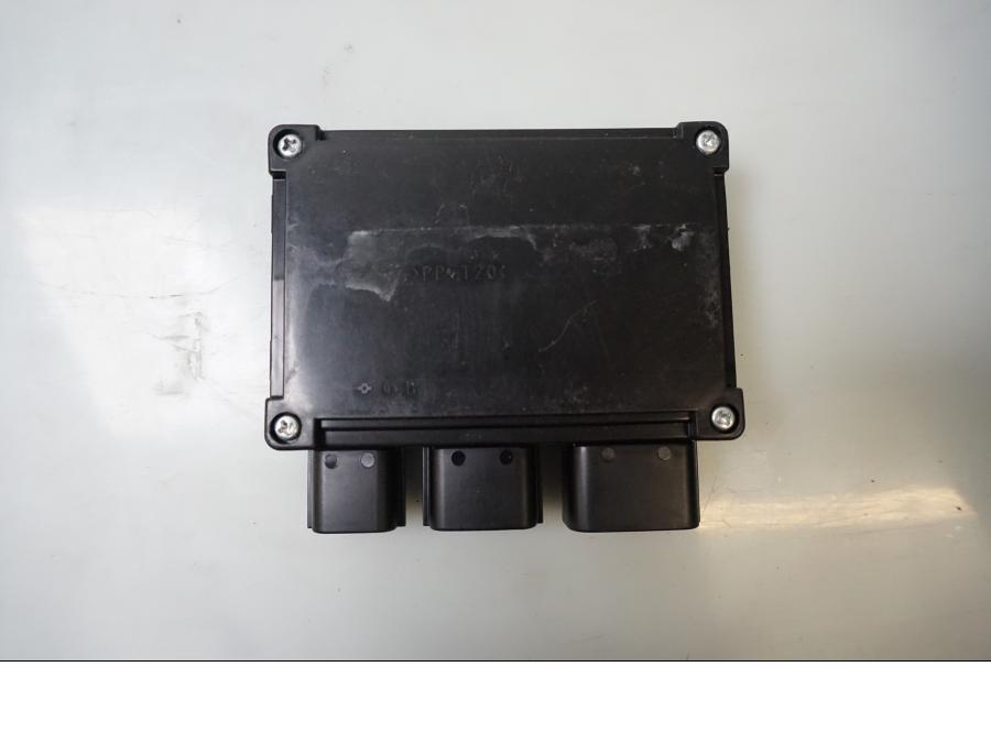 Baksidan på CDI / ECU från en Kawasaki Z 1000 -2008 motorcykel.