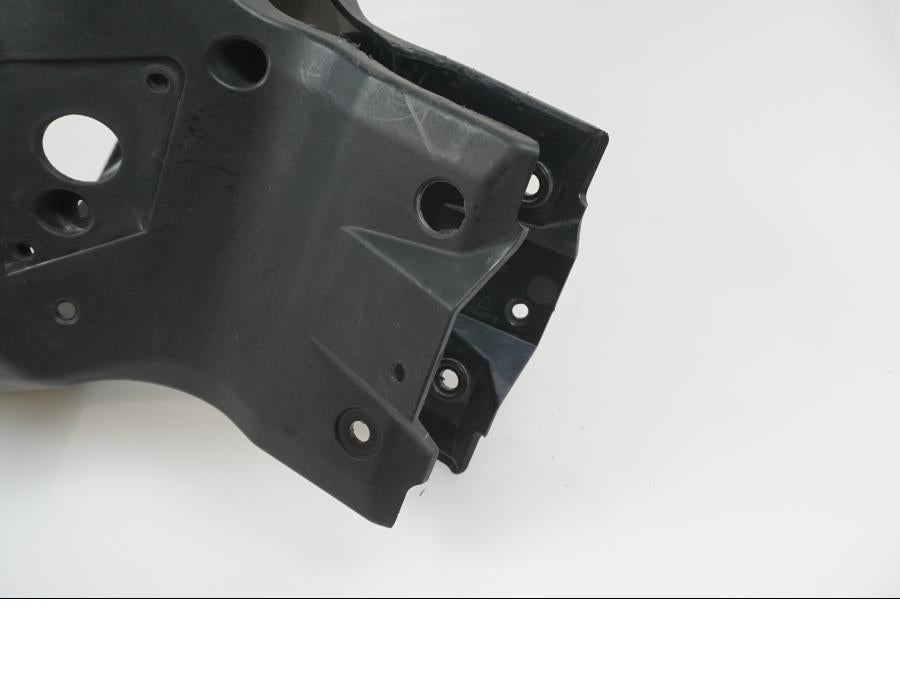 Extrabild5 på Toppkåpstag från en KTM 1290 Super Adventure -2015 motorcykel.