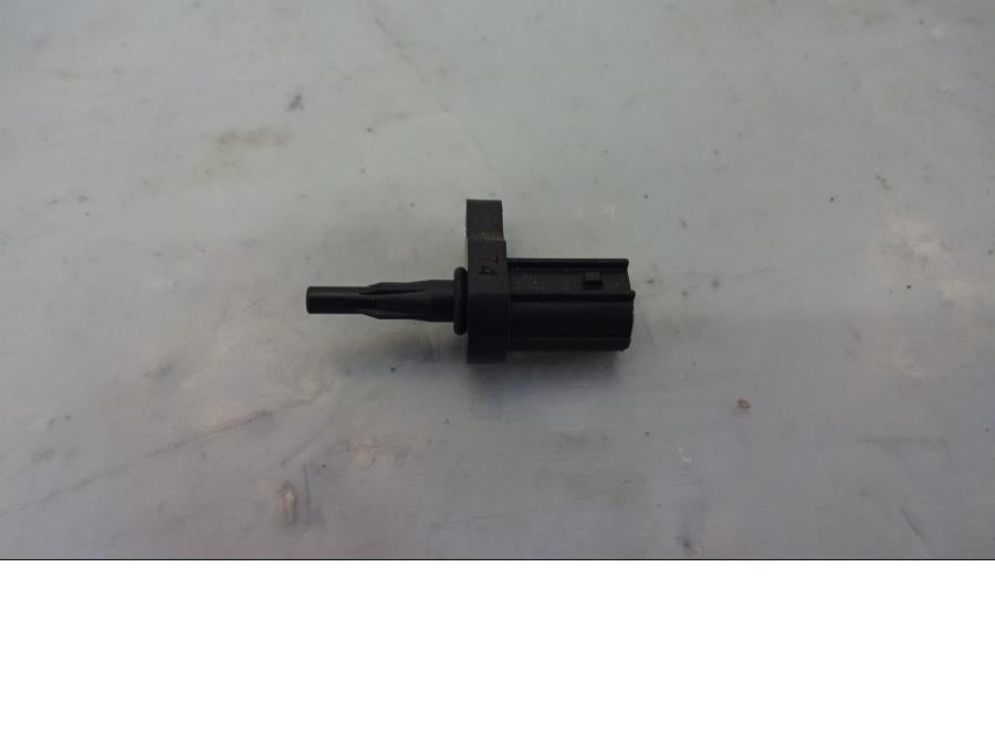 Framsidan på Luftburksensor från en Kawasaki Z 1000 -2018 motorcykel.