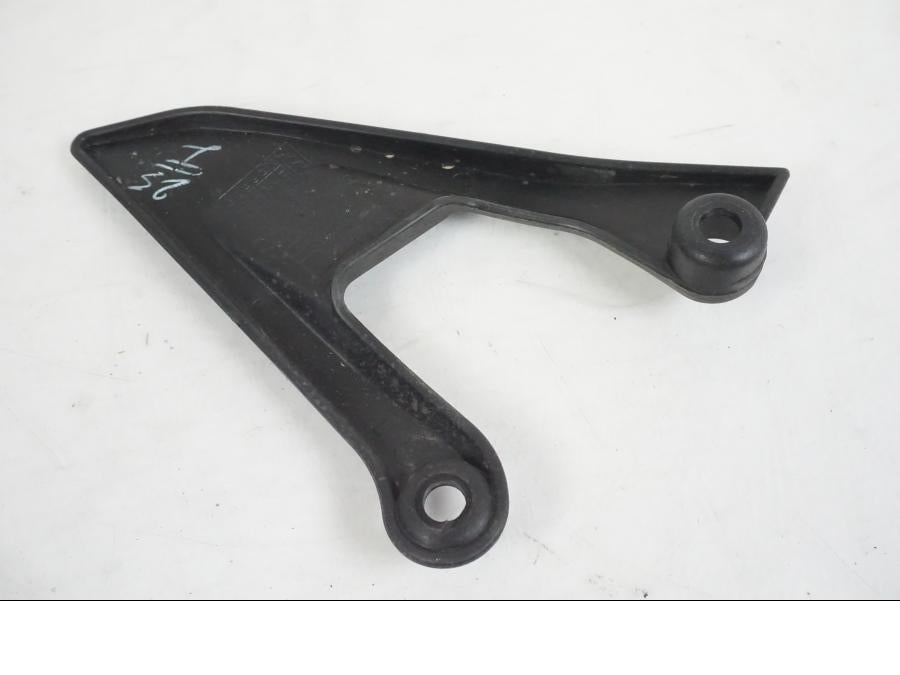 Snett uppifrån på Hälskydd från en KTM 390 Adventure -2021 motorcykel.