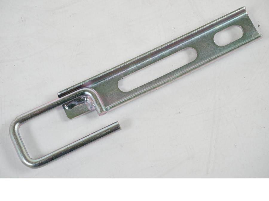 Baksidan på Sadellåsmekanism från en Kawasaki Z 900 -2021 motorcykel.