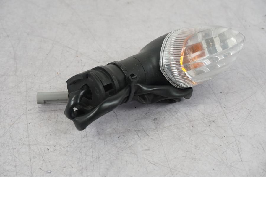 Höger sida på Blinkers från en Yamaha MT-09 SP -2018 motorcykel.