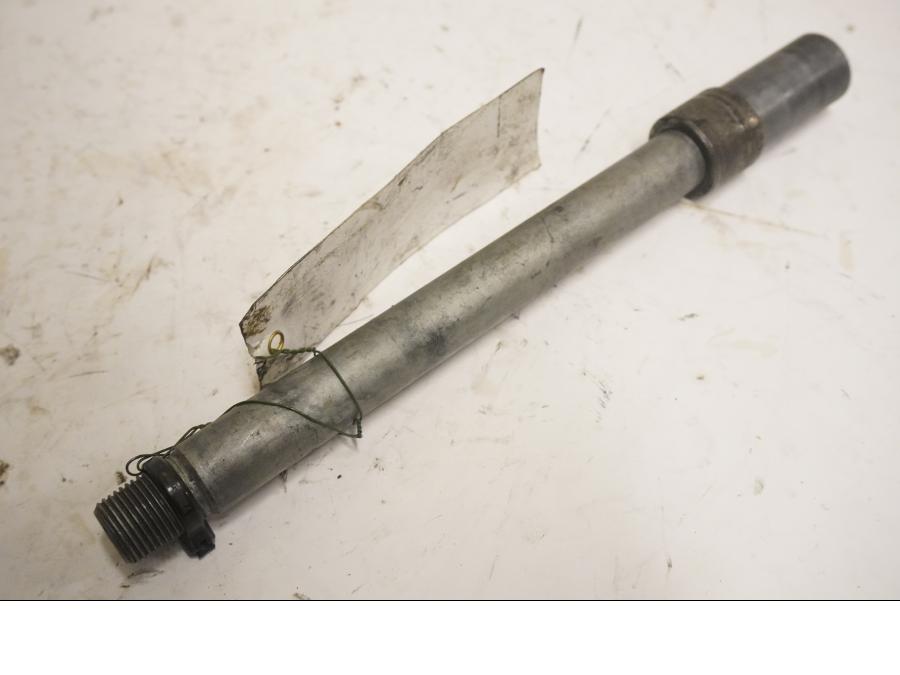 Framsidan på Axel från en Honda VT 600 C -1994 motorcykel.