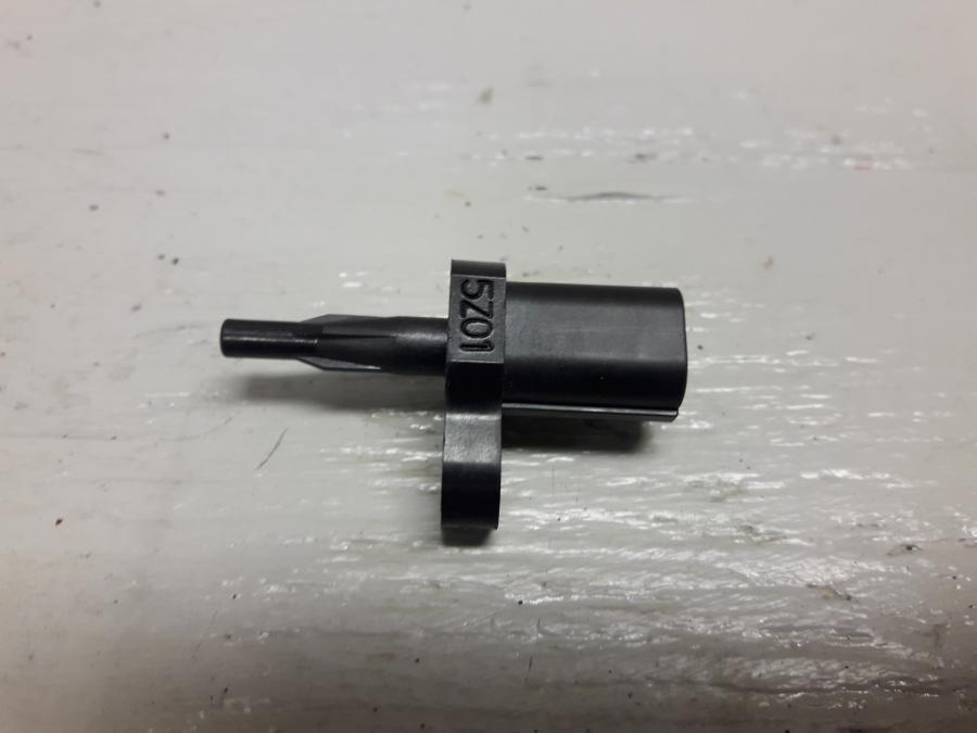 Framsidan på Temperatursensor från en Yamaha XSR 900 -2016 motorcykel.