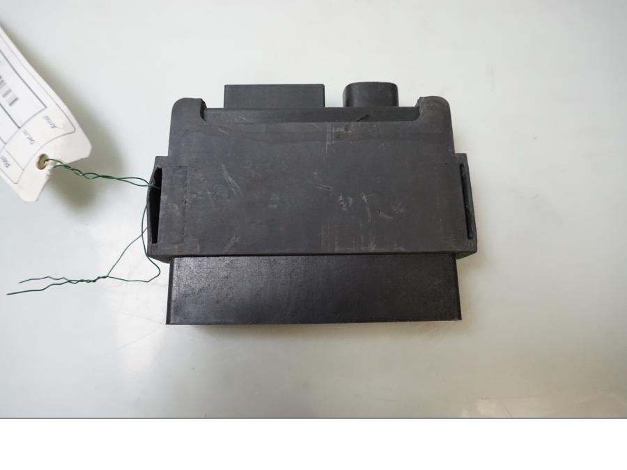 Baksidan på CDI / ECU från en Suzuki GSX-R 750 -1997 motorcykel.