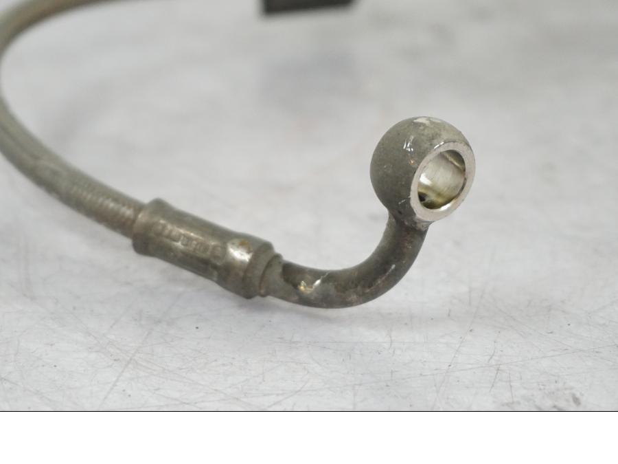 Extrabild6 på Bromsledning från en BMW R 1200 R -2007 motorcykel.