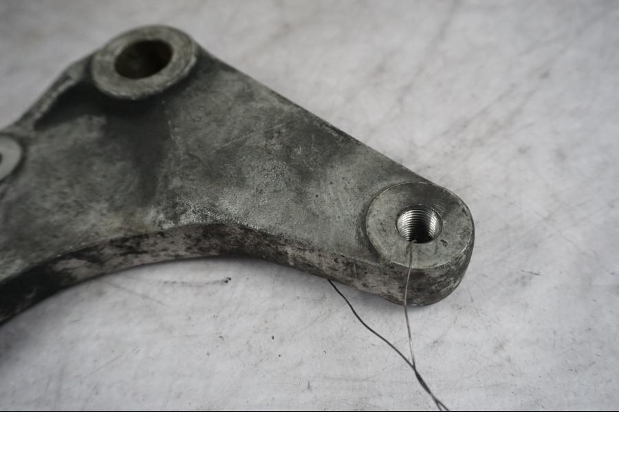 Extrabild1 på Bromsoksfäste från en Kawasaki VN 1500 -1996 motorcykel.