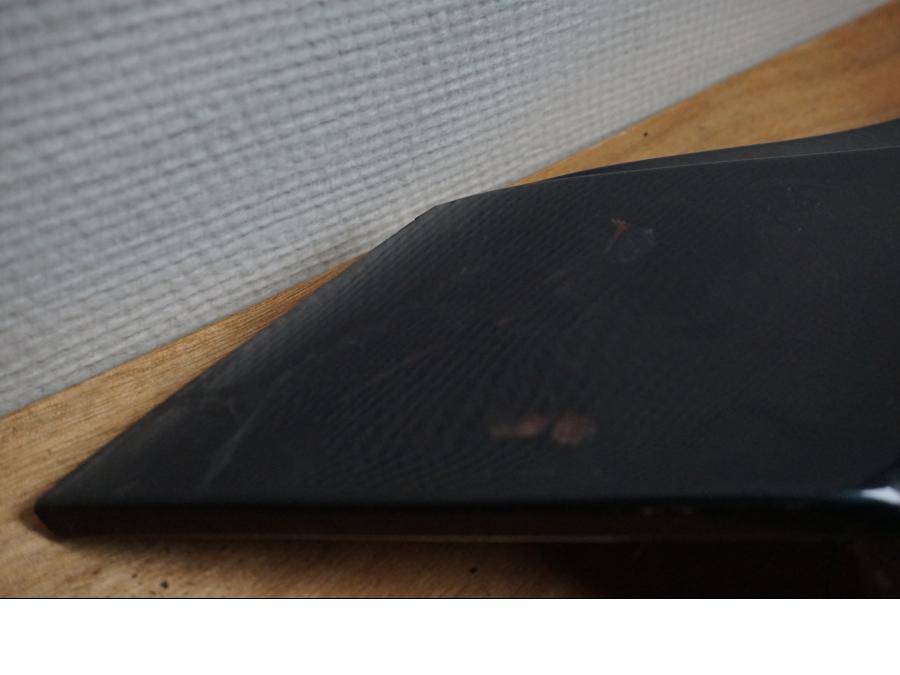 Höger sida på Bakvinge från en Suzuki GSF 600 -1995 motorcykel.