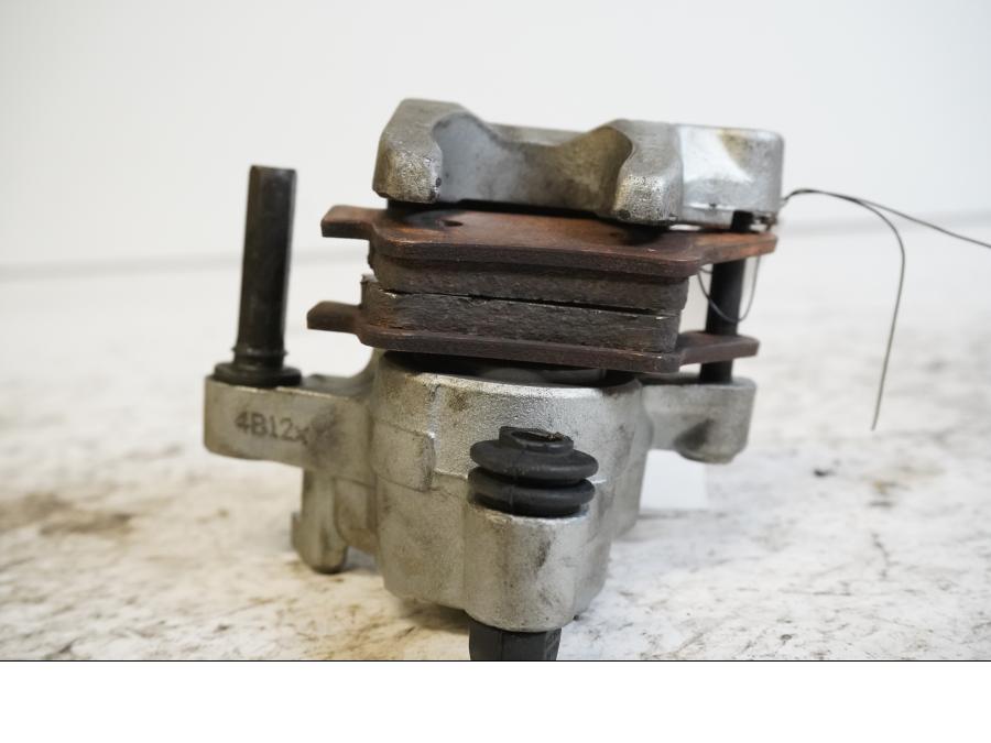 Höger sida på Bromsok från en KTM 690 SMCR -2014 motorcykel.