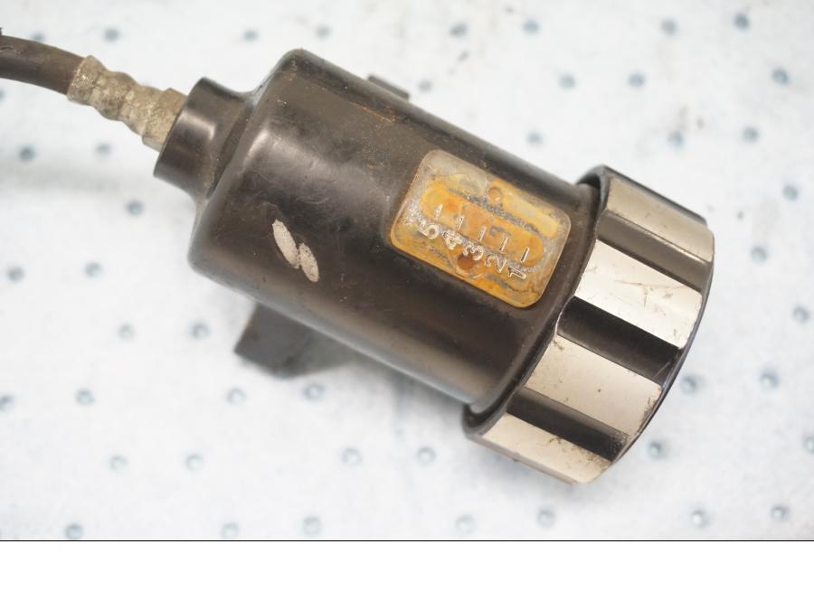 Baksidan på Stötdämpare från en Suzuki GSX 550 -1985 motorcykel.